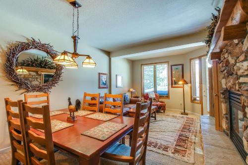 Mammoth Green Condos