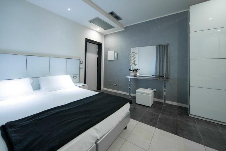 Atmosphere Suite Hotel