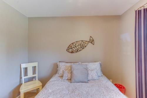 Manzanita Oak Shores