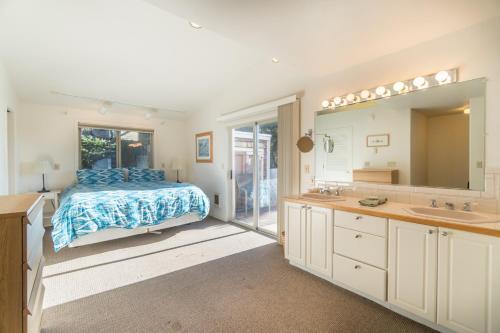 Manzanita Vacation Rental