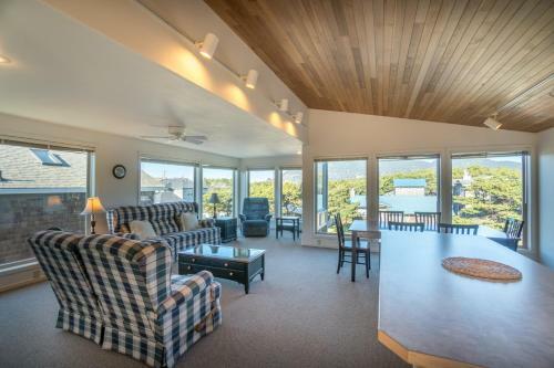 Manzanita Vacation Rental