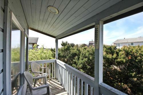 Rooks Den ~ Mca 229