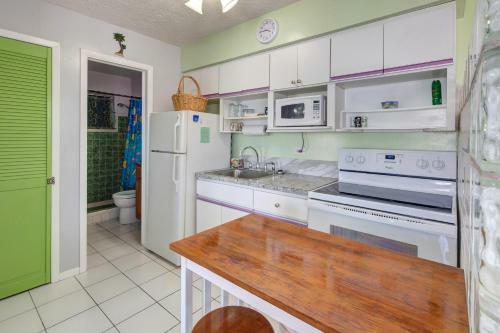 Seahorse Cottage #1