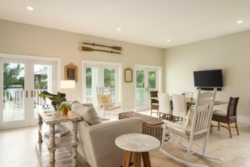 3 Bedroom - 240 Mahimahi