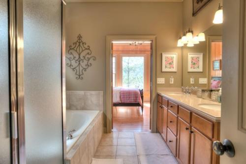 Mountain Vista Home