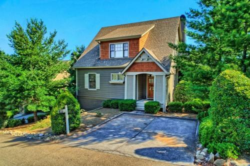 Eagles Nest Home