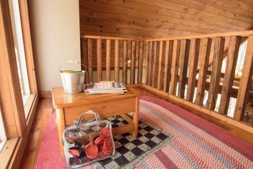 Gnome Mountain Cabin