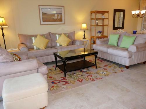 520 Club Marco Circle, Unit 101