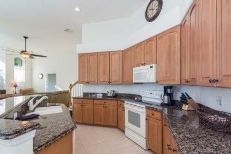 Dan River Private Home #7282