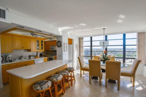 Apartamento Seaview Condo #61505