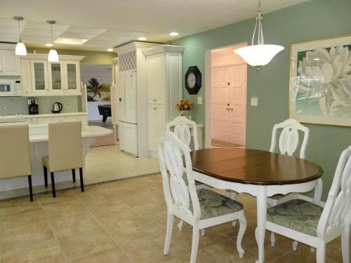 345 Rockhill Court