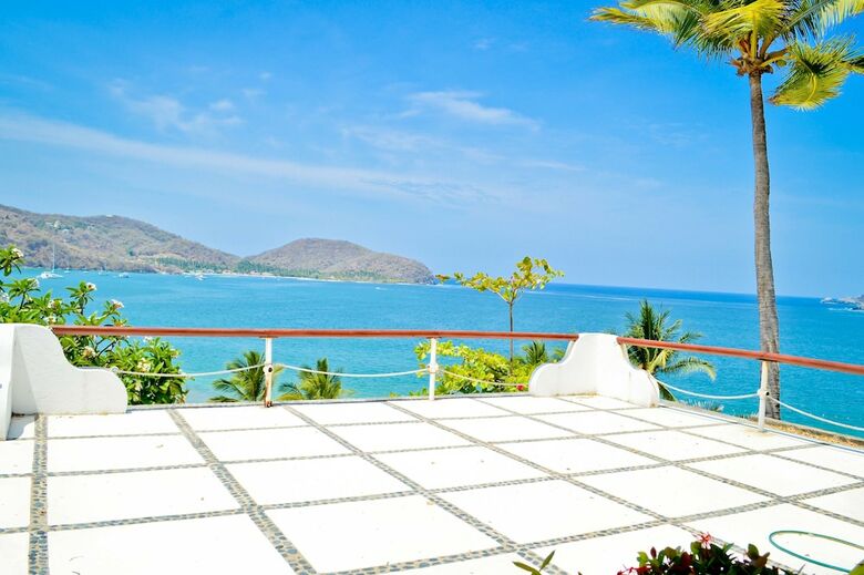 Hotel Catalina Beach Resort