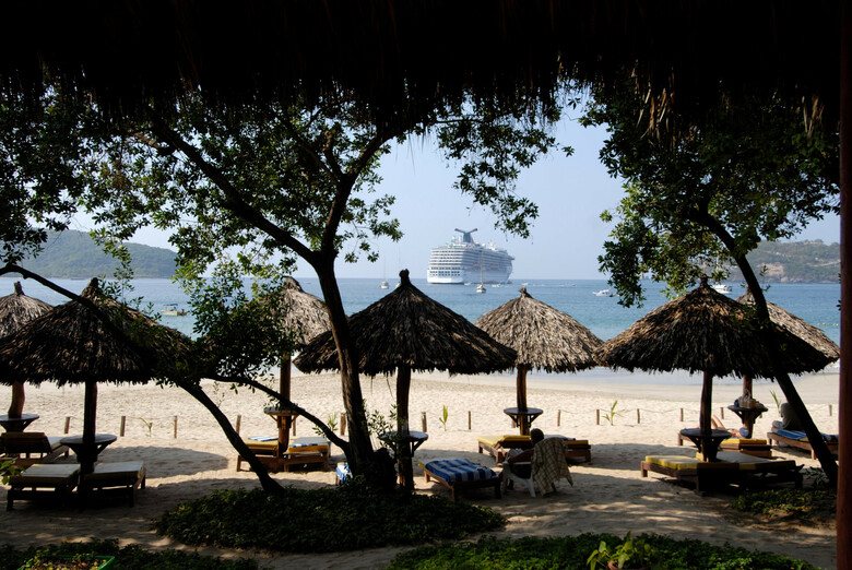 Hotel Catalina Beach Resort