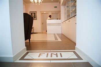 Hotel Fini