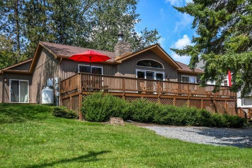 Happy Landing Three-bedroom Holiday Home