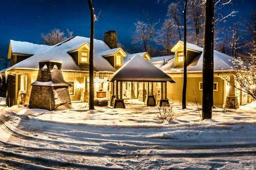 Stone Mountain Vista Five-bedroom Villa