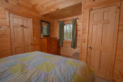 Hideout At Red Pines Three-bedroom Holiday Home