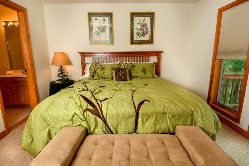 Cedar Creek #14 Four-bedroom Townhome