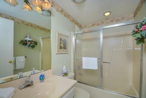 Deep Creek Village #20 Three-bedroom Townhome