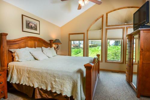 Amazing Overlook Three-bedroom Townhome
