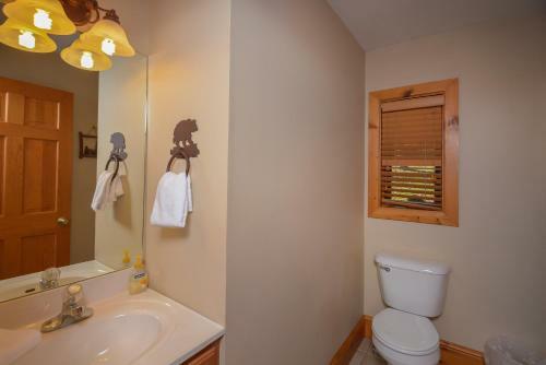 Irvana Six-bedroom Holiday Home