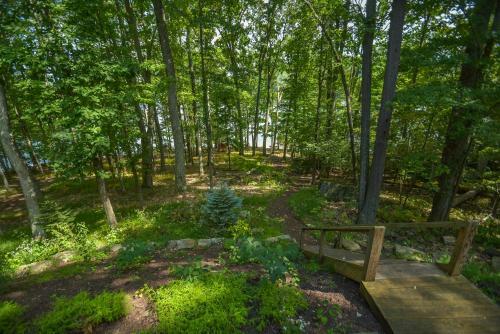 Timberlake Three-bedroom Holiday Home