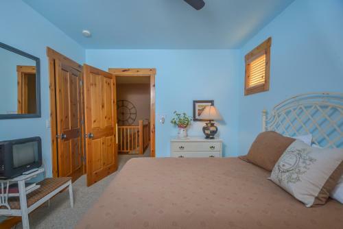 Tips Up Four-bedroom Holiday Home