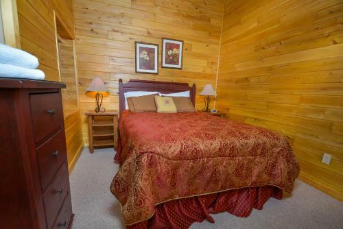 Cedar Shores Villa #08 Four-bedroom Holiday Home