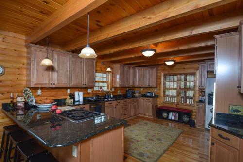 Altitude Adjustment Five-bedroom Holiday Home