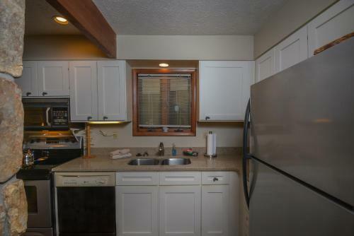 Ski Harbor #30 Four-bedroom Townhome