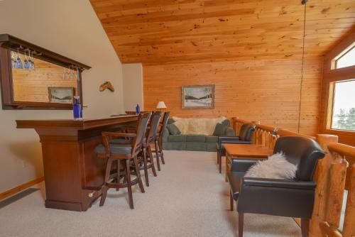 Cedar Shores Villa #18 Four-bedroom Townhome