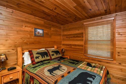 Splash Mountain Six-bedroom Holiday Home