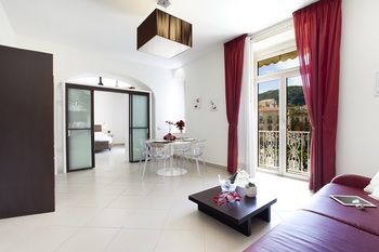 Albergue La Piazzetta Guest House
