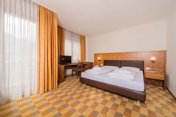 Hotel Tubris