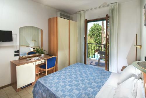 Hotel Relax