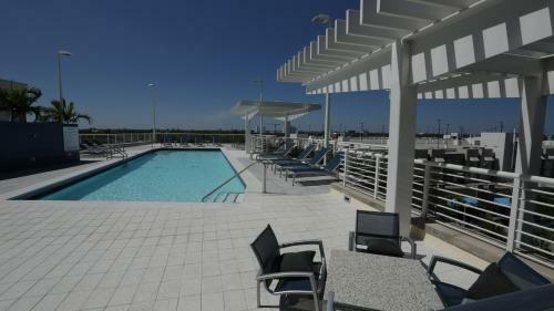 Apartamento Chic 2/2.5 At Midtown Miami