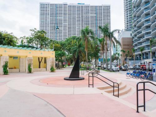 Bayshore Apartments