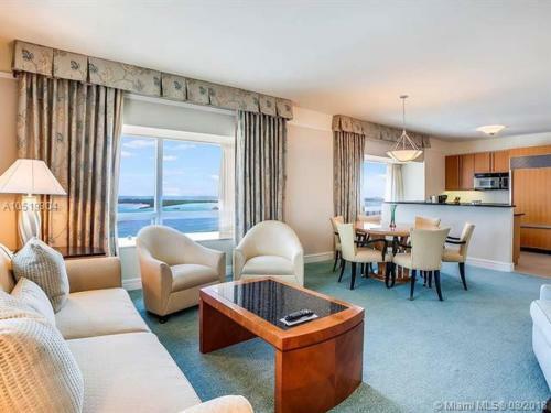 Apartamento Panoramic Water Views - 2 Bd Suite 31st Floor