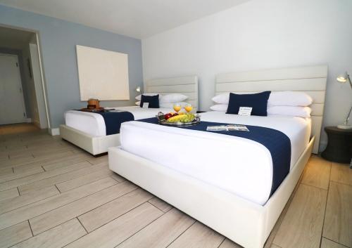 Waterside Hotel And Suites