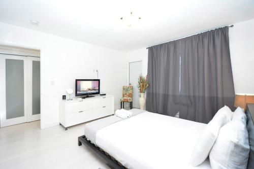 751 Ocean Walk Apartments