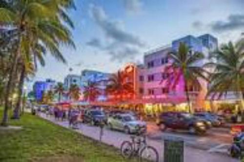 Apartamento Ensuite Apt On Collins Ave