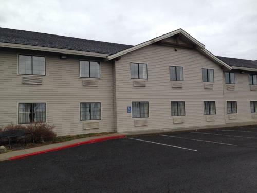 Motel Super 8 By Wyndham Mccall
