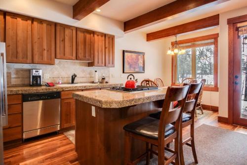 Shiner Creek Golf Course Condo