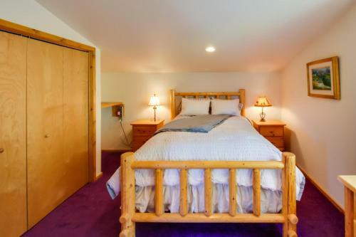 Cottage Court Condo