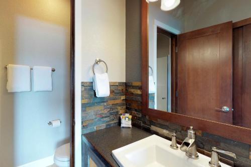 Apartamento Westwind Condos