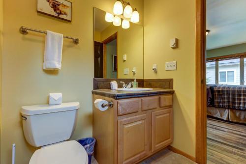Cedar Lane Golf Course Home