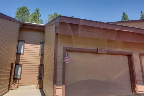 Aspen Village #103