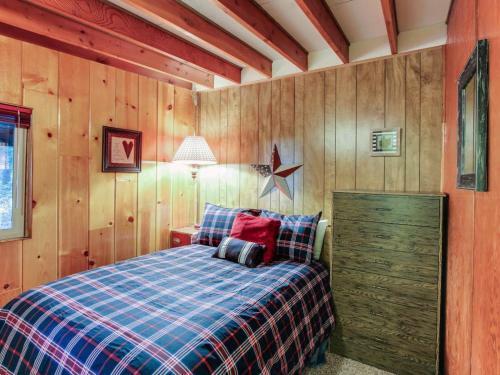 Awesome Payette Lake Cabin