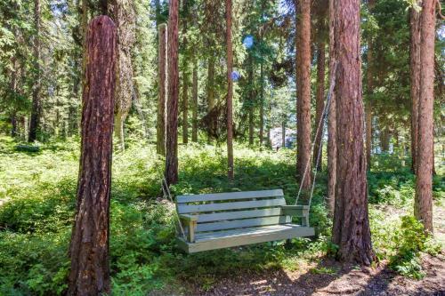 Awesome Payette Lake Cabin