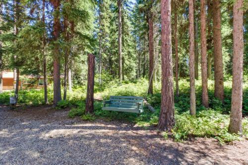 Awesome Payette Lake Cabin